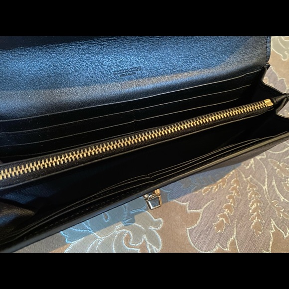 Brand new Coach long black wallet/pouch - Picture 4 of 5